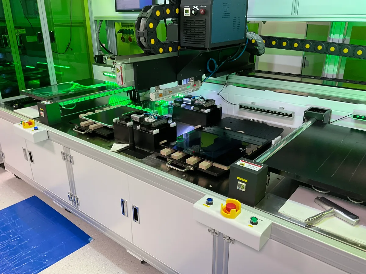 Reinraum: ESD, Reinigung und kontrollierte Vorbereitung